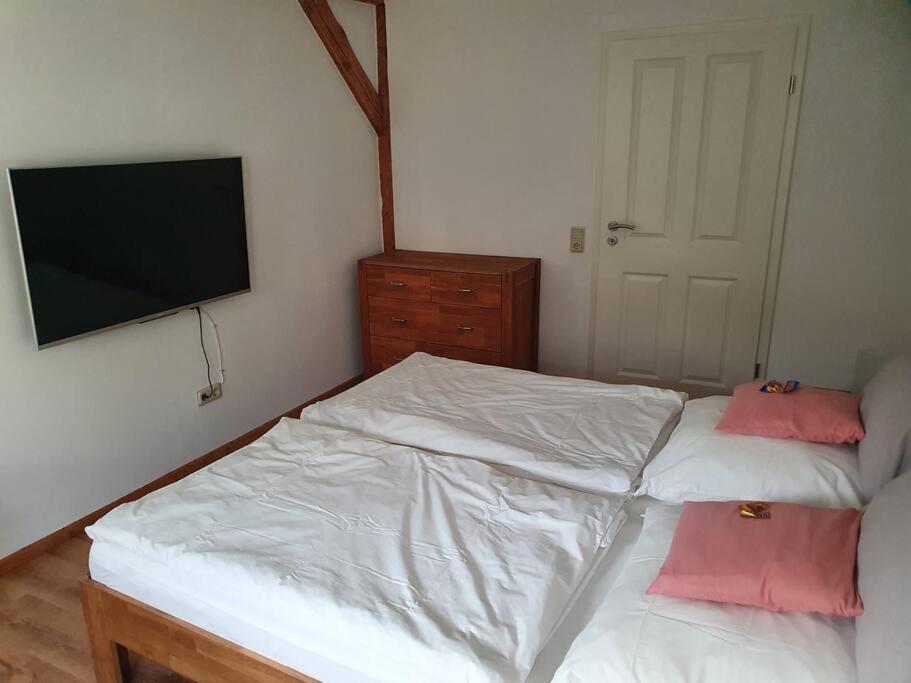 Kornhaus - Schoene Ferienwohnung Mit Pool, Kamin Und Terrasse Göttingen Kültér fotó